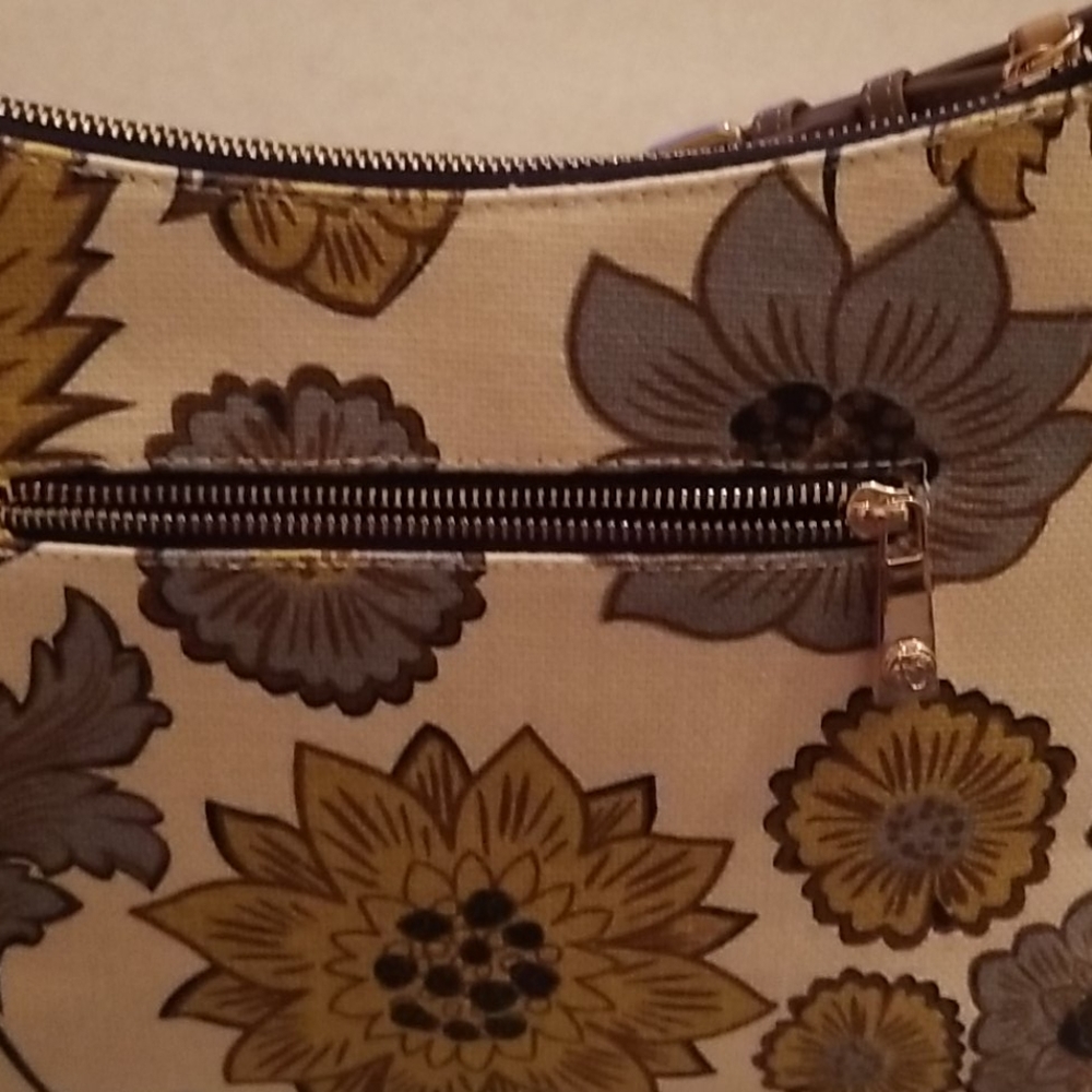 Bag - Picture 5 of 12